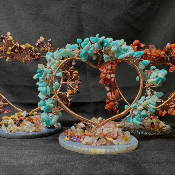 Other - Heart-Shaped Gemstone Tree Decor